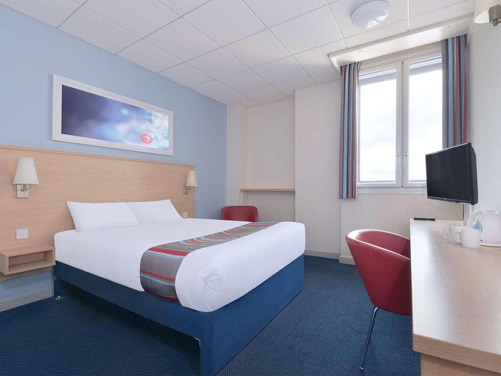Travelodge Ely Pokoj fotografie